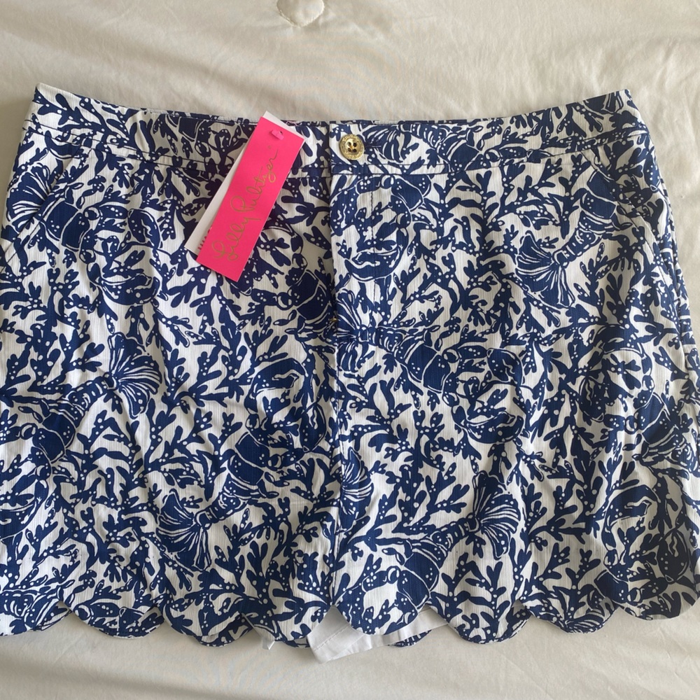 BNWT Lilly Pulitzer Skort - Size 16. Retails for $88